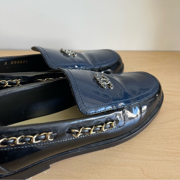 Vintage Chanel Navy Blue Loafers (like new) - Picture 2 of 5